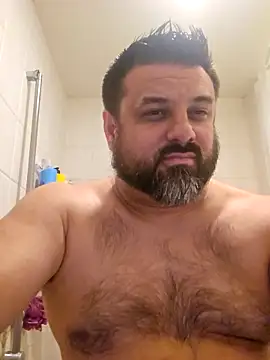 Roddog18 online show from November 14, 2025, 2:37 am