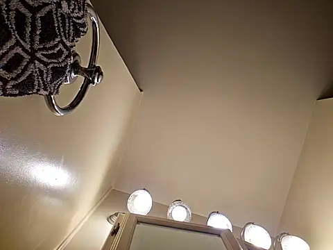 Snapshot of Roddog18 chatting on January 19, 2026, 7:23 am Roddog18 online show from January 19, 2026, 7:23 am