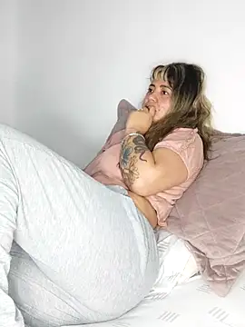 Zoe riivas online show from January 10, 2026, 9:48 am