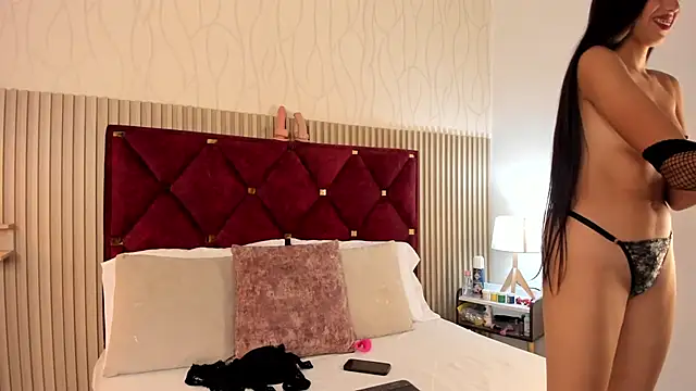 Bella Miah online show from October 11, 2025, 7:15 pm