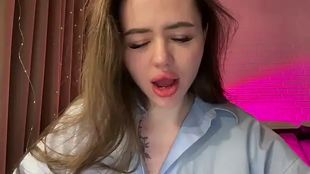 AlmaryKim online show from January 25, 2025, 10:18 pm