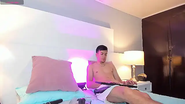 Dylan Katte online show from January 14, 2026, 4:16 am