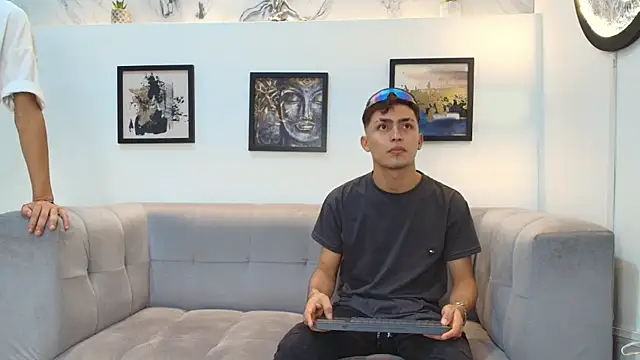 VERY HOT GUYS online show from January 13, 2026, 5:39 pm