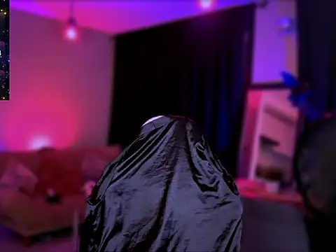 VanessaBlackrose online show from April 2, 2026, 3:46 am