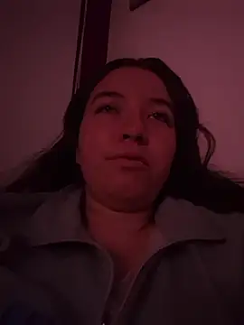 annyaparis online show from November 21, 2025, 1:26 am