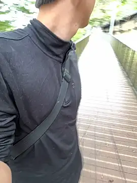 LiamMyst online show from December 5, 2025, 2:37 pm