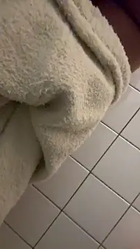 latingangsex online show from March 1, 2026, 12:38 pm