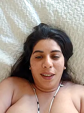 Snapshot of Benditofetiche chatting on November 10, 2025, 6:57 pm Benditofetiche online show from November 10, 2025, 6:57 pm