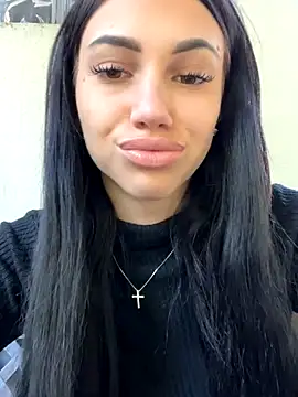 ilariea girl online show from October 12, 2025, 1:01 pm