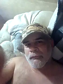 DeeBestEver online show from January 8, 2026, 8:42 am