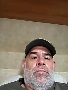 DeeBestEver online show from October 2, 2025, 8:34 pm