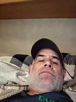 DeeBestEver online show from October 15, 2025, 6:27 pm