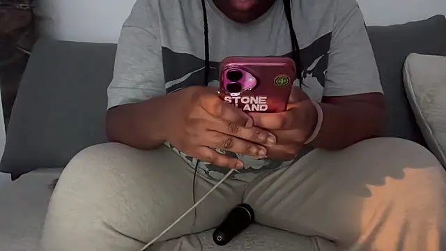 Snapshot of nanaisbackk chatting on January 13, 2026, 6:12 pm nanaisbackk online show from January 13, 2026, 6:12 pm