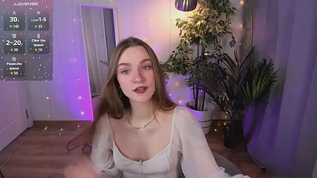 PollyMayer online show from February 18, 2026, 8:49 pm