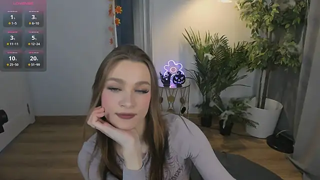 PollyMayer online show from October 29, 2025, 8:41 pm