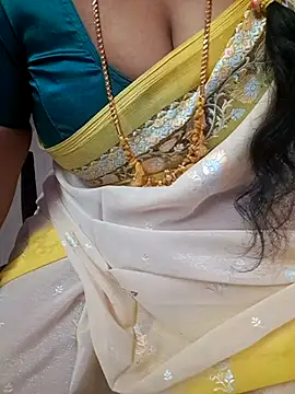 Snapshot of Tamil_Ammani chatting on February 4, 2026, 7:25 am Tamil Ammani online show from February 4, 2026, 7:25 am