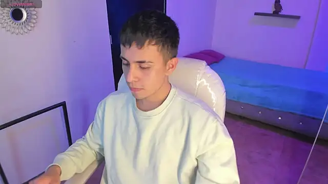 Nyko ds online show from November 18, 2025, 4:05 am