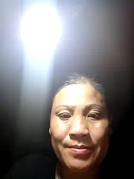 Snapshot of bae-bae chatting on October 6, 2025, 11:22 am bae-bae online show from October 6, 2025, 11:22 am