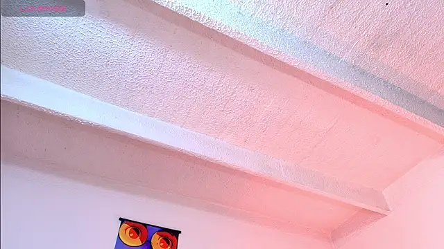 Bennuluspeach  online show from February 20, 2026, 12:07 pm