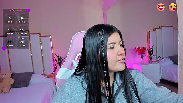 Snapshot of AnnaSwift_ chatting on February 25, 2026, 1:44 pm AnnaSwift online show from February 25, 2026, 1:44 pm