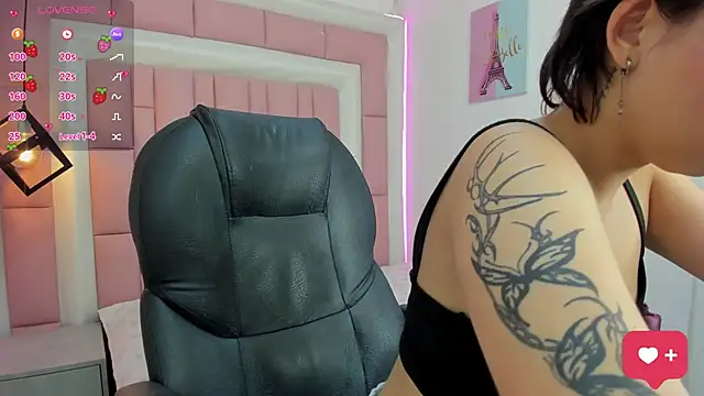 Klaret Toy online show from November 13, 2025, 12:53 pm