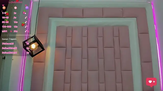 Klaret Toy online show from November 5, 2025, 1:42 am