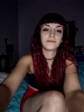 Snapshot of Sweetredevil chatting on December 19, 2025, 2:37 am Sweetredevil online show from December 19, 2025, 2:37 am