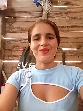 antonellahotimida online show from November 6, 2025, 4:22 pm