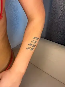 Snapshot of LolaReaX chatting on February 28, 2026, 11:21 am LolaReaX online show from February 28, 2026, 11:21 am