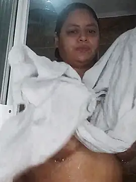 MayaCurvy online show from October 12, 2025, 4:03 am