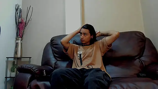 Snapshot of Dickie_Dicking chatting on October 2, 2025, 8:23 pm Dickie Dicking online show from October 2, 2025, 8:23 pm