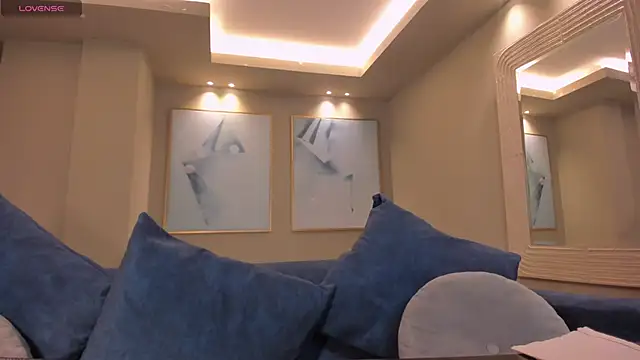 Snapshot of ZoeyWalker_ chatting on October 30, 2025, 11:52 am ZoeyWalker online show from October 30, 2025, 11:52 am