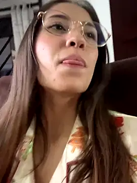 fanyabbey online show from December 20, 2025, 5:43 am