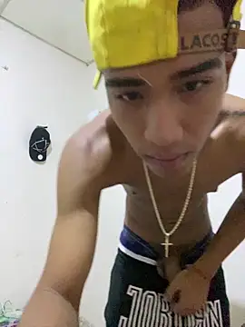 Snapshot of boy_perfect6 chatting on March 4, 2026, 11:12 pm boy perfect6 online show from March 4, 2026, 11:12 pm