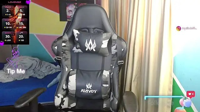 Mysticdoll69  online show from October 27, 2025, 5:58 pm