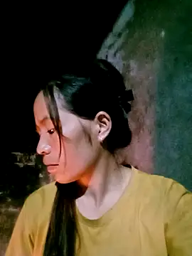 Snapshot of -Lauren- chatting on October 1, 2025, 10:57 pm -Lauren- online show from October 1, 2025, 10:57 pm
