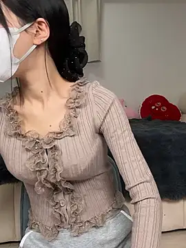 Snapshot of hana-08787- chatting on February 9, 2026, 9:35 pm hana-08787- online show from February 9, 2026, 9:35 pm