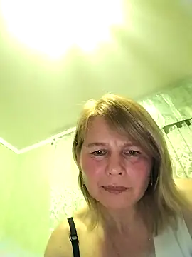 Snapshot of Masha412111 chatting on November 13, 2025, 9:19 pm Masha412111 online show from November 13, 2025, 9:19 pm