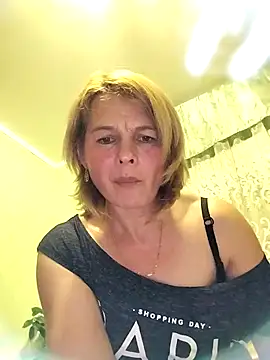 Snapshot of Masha412111 chatting on October 18, 2025, 7:05 pm Masha412111 online show from October 18, 2025, 7:05 pm