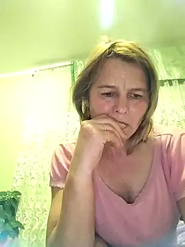 Snapshot of Masha412111 chatting on November 15, 2025, 8:35 pm Masha412111 online show from November 15, 2025, 8:35 pm