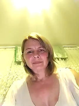 Snapshot of Masha412111 chatting on November 2, 2025, 8:36 pm Masha412111 online show from November 2, 2025, 8:36 pm