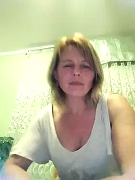 Snapshot of Masha412111 chatting on November 16, 2025, 9:51 pm Masha412111 online show from November 16, 2025, 9:51 pm