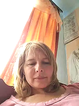 Snapshot of Masha412111 chatting on November 27, 2025, 9:54 am Masha412111 online show from November 27, 2025, 9:54 am