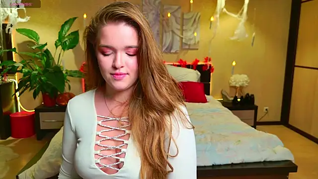 EmilyWhispers online show from October 8, 2025, 7:36 pm