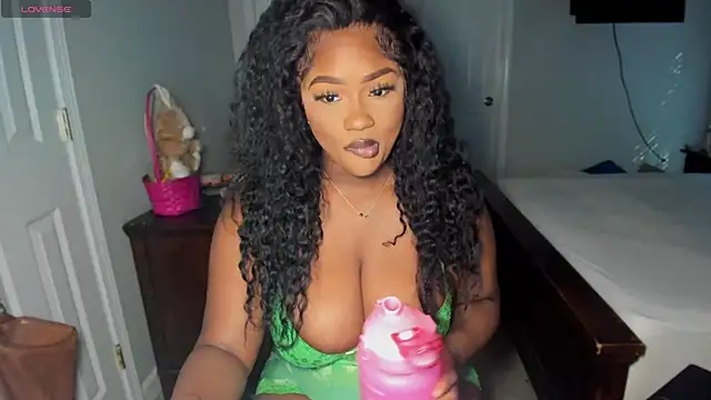 supanovaaa online show from April 9, 2026, 9:43 pm