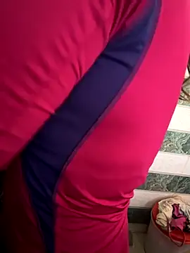 Snapshot of moonlight_289 chatting on November 18, 2025, 6:06 am moonlight 289 online show from November 18, 2025, 6:06 am