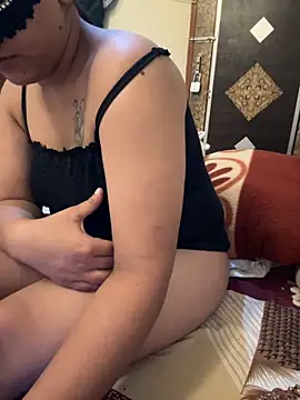 Snapshot of moonlight_289 chatting on November 19, 2025, 9:15 pm moonlight 289 online show from November 19, 2025, 9:15 pm