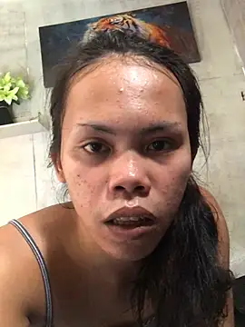 Snapshot of ella_foxtrot chatting on July 2, 2026, 7:14 am ella foxtrot online show from July 2, 2026, 7:14 am