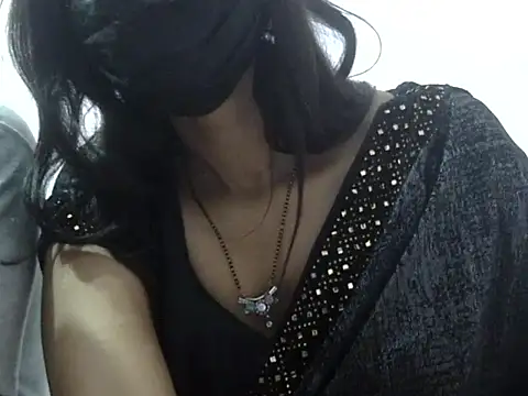 Laila Cute online show from February 22, 2026, 3:46 pm