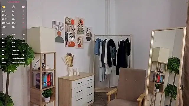 PaulaDauge online show from November 20, 2025, 1:17 am